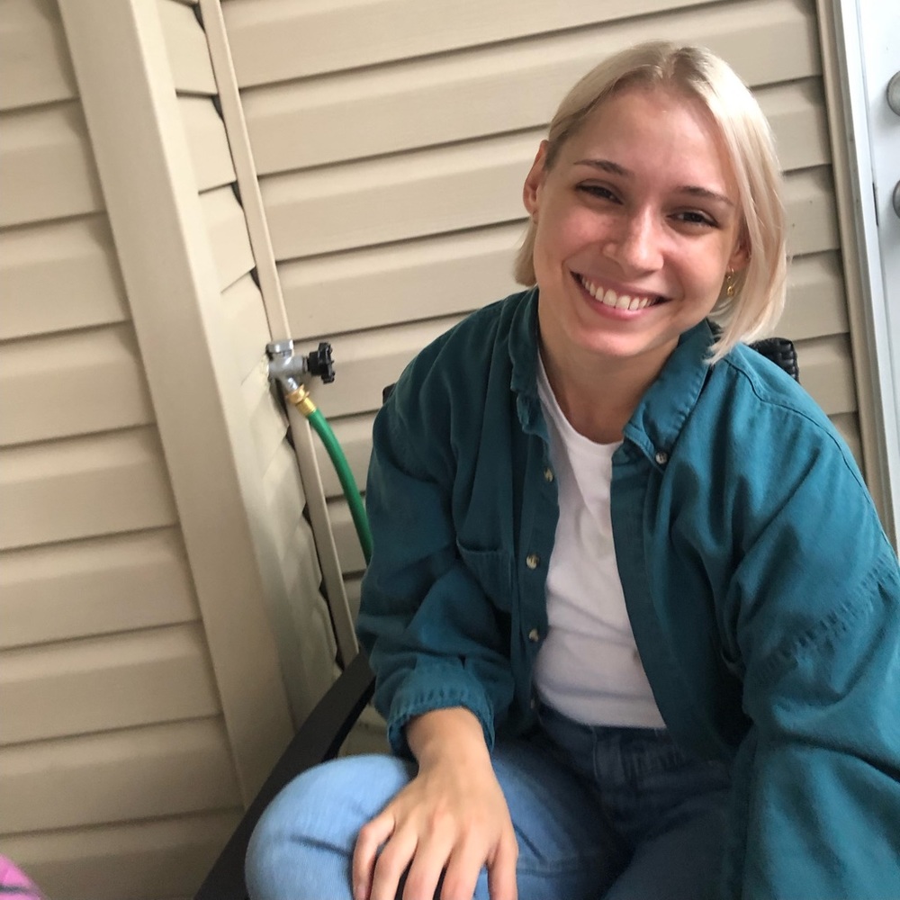 Meet your Posher, Myriam